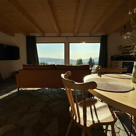 Zlobina Dom シャレー