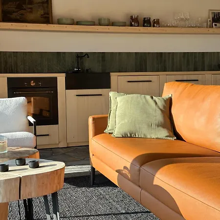 シャレー Zlobina Dom *