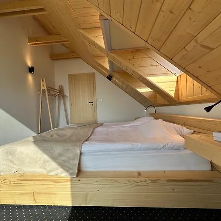 Zlobina Dom シャレー *