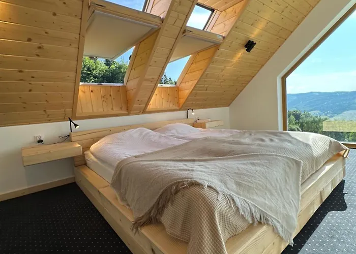 Zlobina Dom * ויסלאו