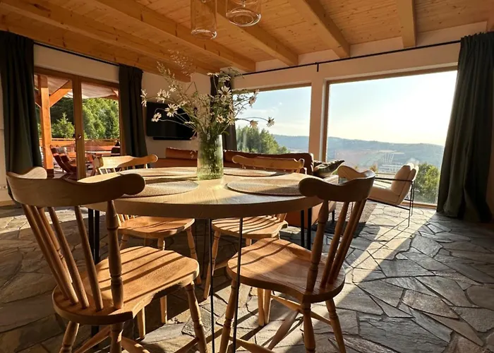 Zlobina Dom * ויסלאו